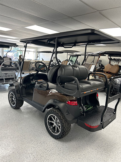 Club Car® Certified Pre Owned 4 seater Lithium ION Lifted - Image 3