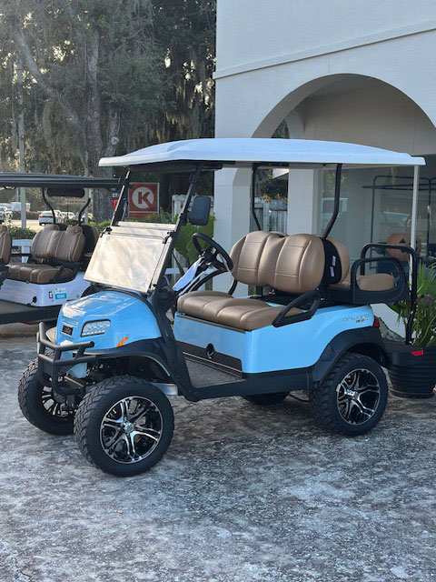Club Car® Onward® 4 seater Lithium ION Lifted - Image 2