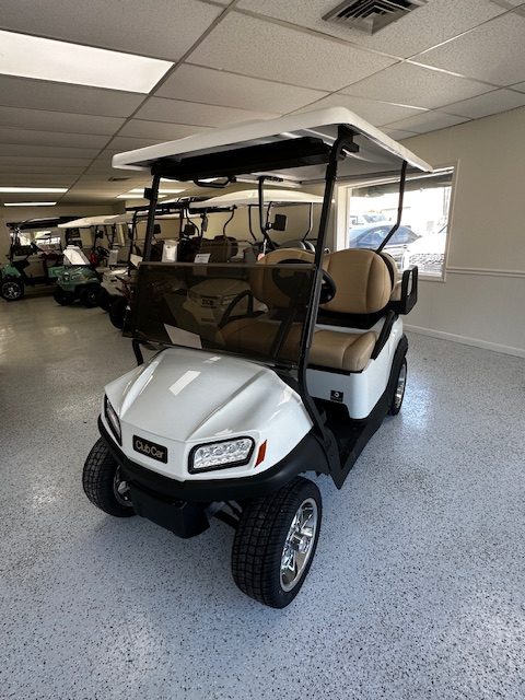 Club Car® Certified Pre-Owned 2026 Build- 2+2® 4 seater Lithium ION Lifted - Image 2