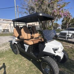 Atlas 4 Forward® 4 seater Lithium ION Lifted
