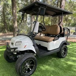 Club Car® 2027 Onward 2+2 Lifted-Glacier White® 4 seater Lithium ION Lifted