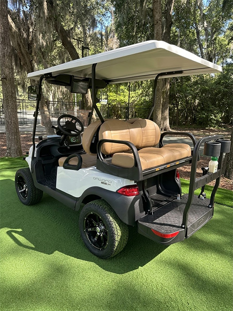 Club Car® 2027 Onward 2+2 Lifted® 4 seater Lithium ION Lifted - Image 3